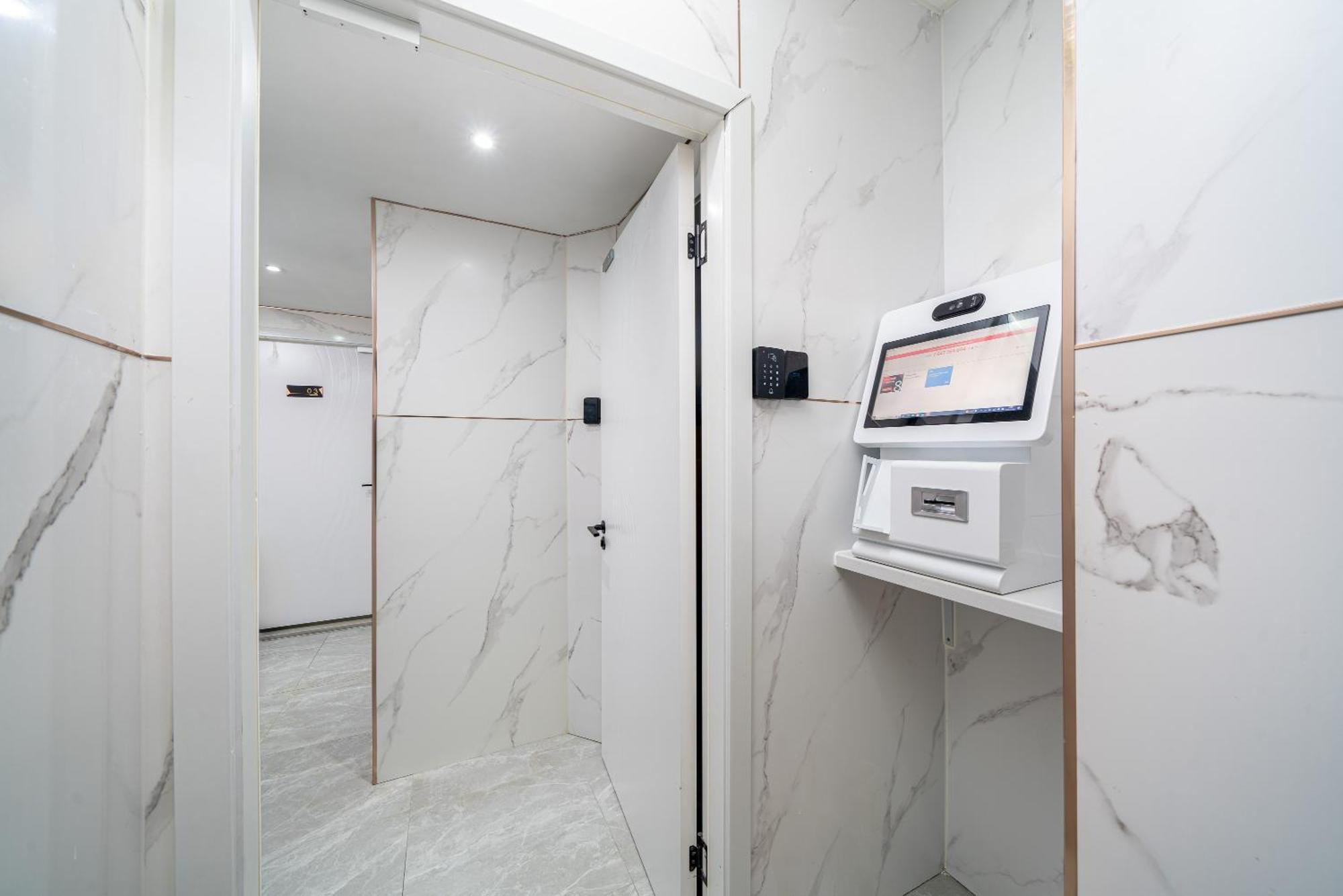 Windsor Hella Inn Hong Kong Ngoại thất bức ảnh